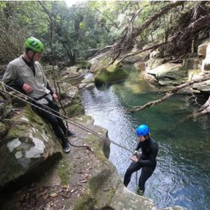 6macquariepasscanyoningday-1